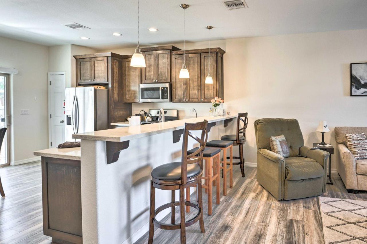 Pet-Friendly Retreat - 1 Block To Colorado River! Bullhead City Luaran gambar