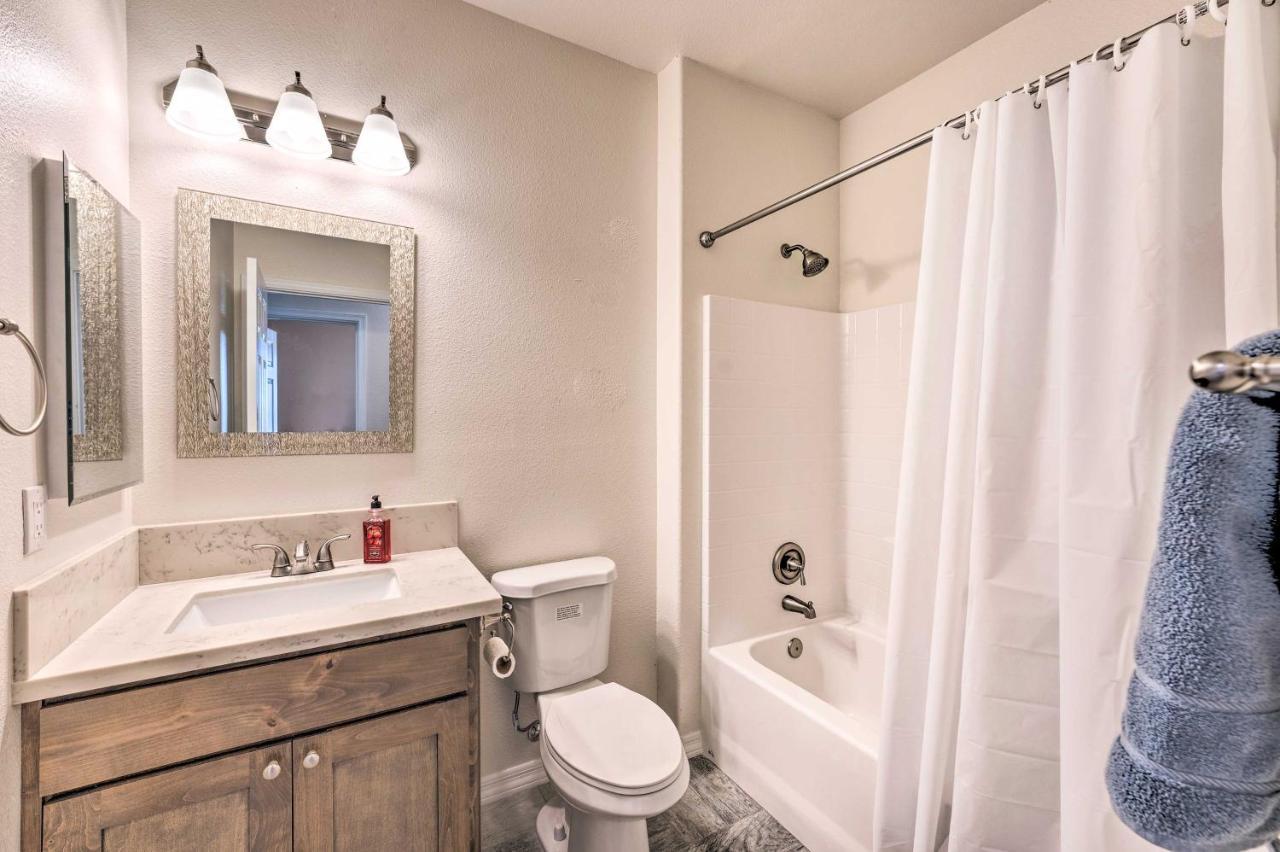 Pet-Friendly Retreat - 1 Block To Colorado River! Bullhead City Luaran gambar