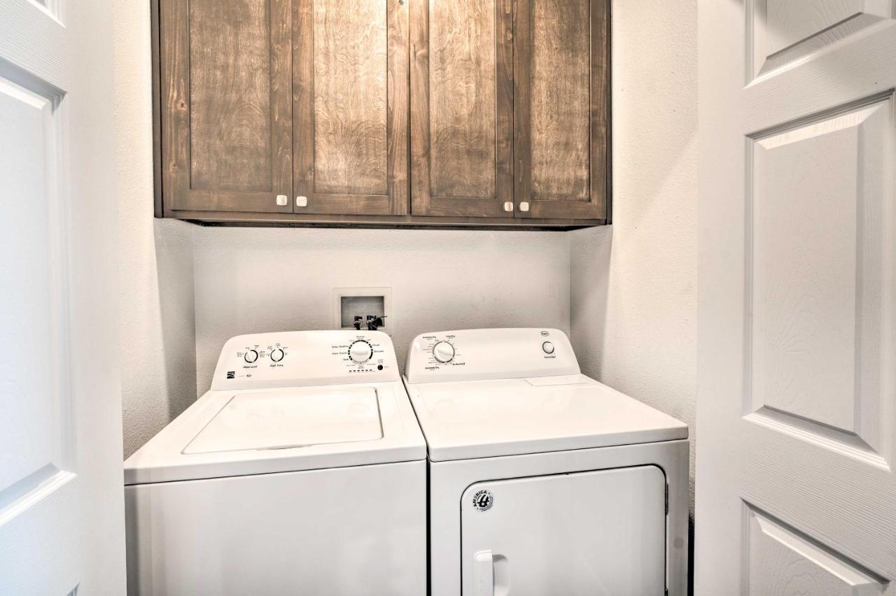 Pet-Friendly Retreat - 1 Block To Colorado River! Bullhead City Luaran gambar